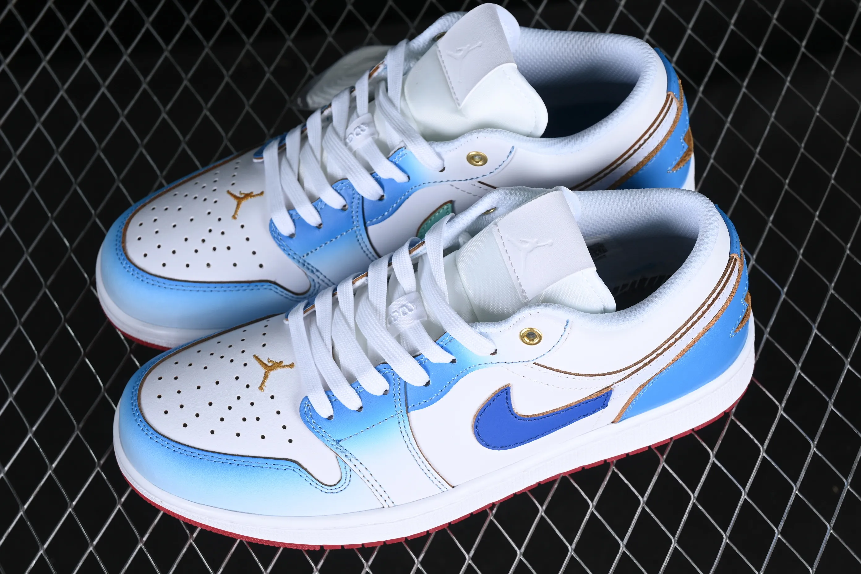 All categories Air Jordan Jordan series basketball shoes Air Jordan 1 Low Z version Air Jordan 1 Low AJ1 Joe 1 metal gradient low-top cultural casual sneakers FN8899-141